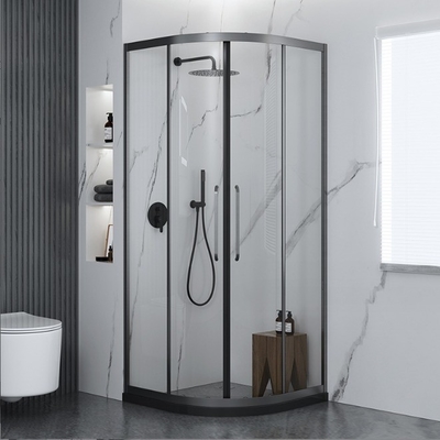 Villa Baño Sala de ducha con recinto de vidrio texturizado y acabado de acero
