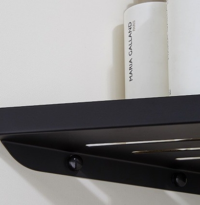 Estante de ducha triangular de acabado cepillado Caddy para montaje de pared Estante de almacenamiento de baño