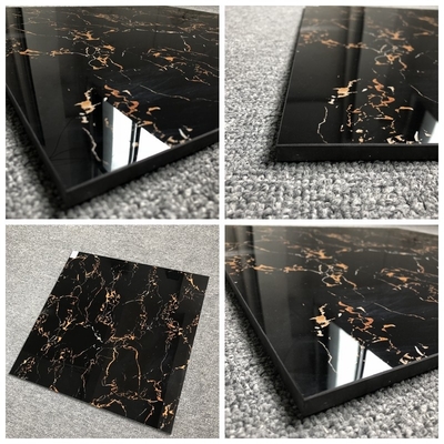 Chic Negro y oro de mármol piso de baño azulejos de cerámica para el piso de la pared de la falda azulejos de espejo de Pakistán