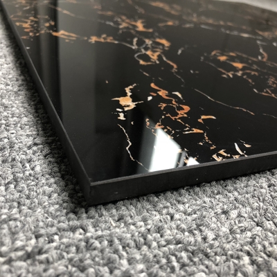 Chic Negro y oro de mármol piso de baño azulejos de cerámica para el piso de la pared de la falda azulejos de espejo de Pakistán
