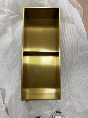 Nicho de acero inoxidable de superficie cepillada para ducha y toallas en el baño de diseño moderno