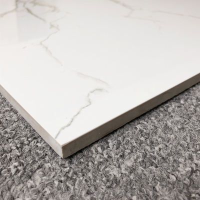 600 * 600 mm de cuerpo entero de porcelana de oro.Tiles blancos para el piso de la habitación interior para un encanto atemporal
