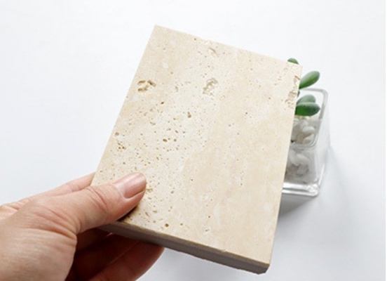 Tejas de porcelana de crema 60x60 de grado AAA de travertino pulido para aplicaciones interiores
