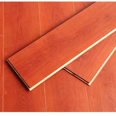 Instalación y mantenimiento de pisos laminados de chapa de patrón de ingeniería